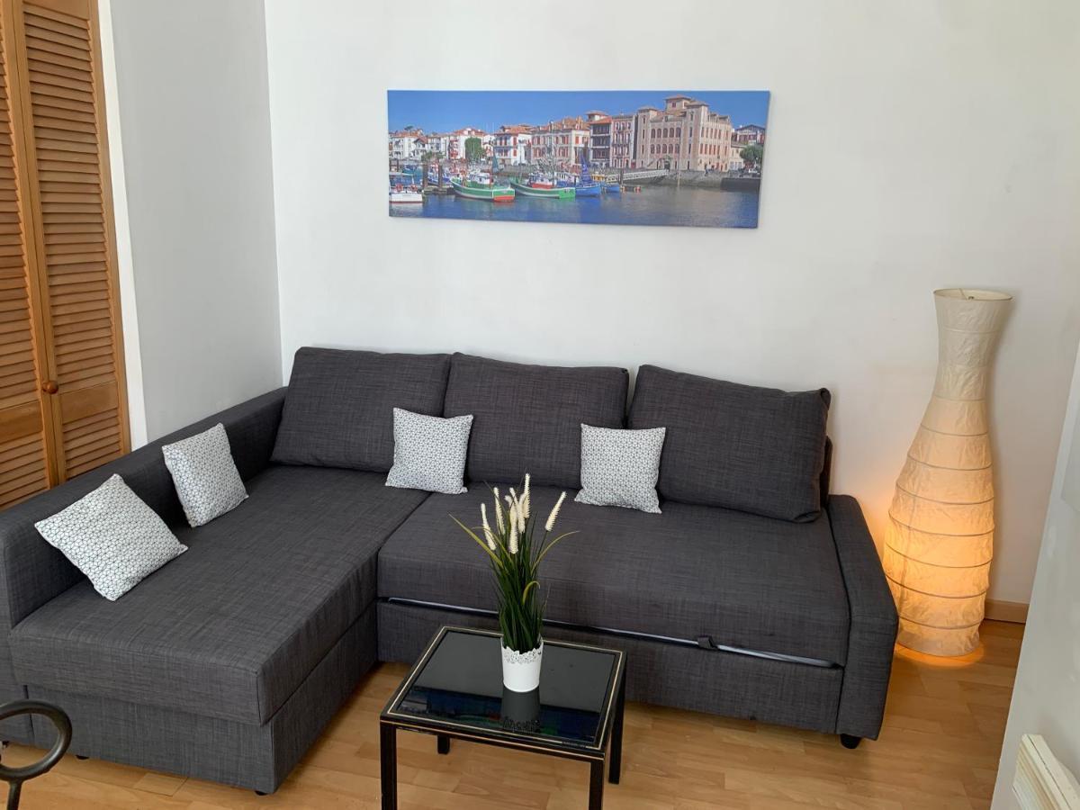 Biarritz Centre, Pres Avenue De Verdun, Cosy Apt 2 Pieces , Salon , Chambre Separe, Rue Tres Calme A 10 Minutes A Pied De La Grande Plage Ngoại thất bức ảnh